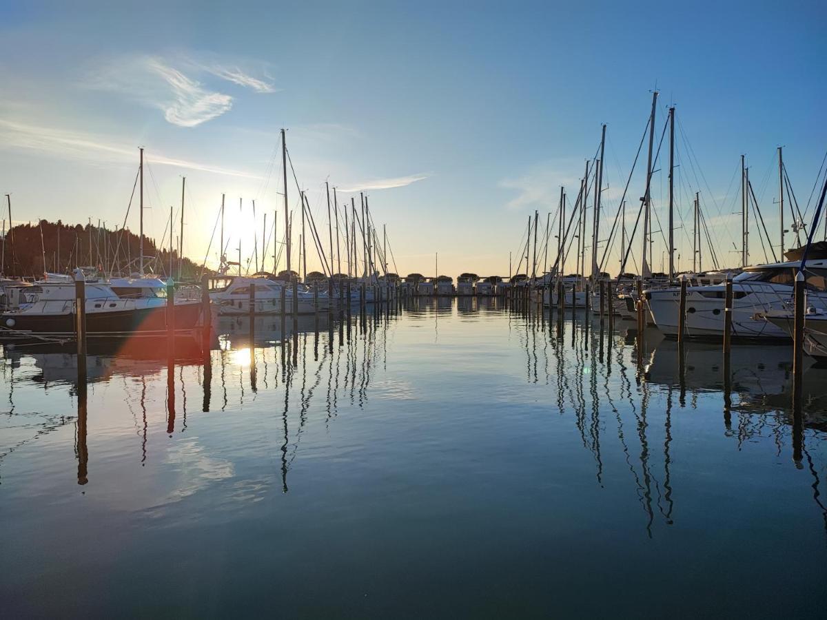 Sea Lux Floating House Ajda Portorose Villa Exteriör bild